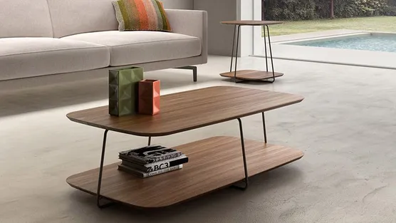 tavolino con due piani in legno